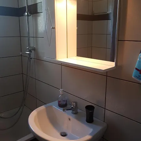 το αλώνι * Vlacherna